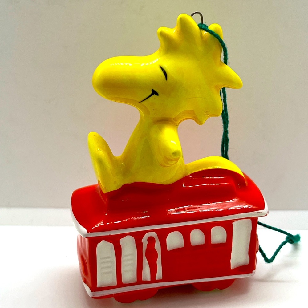 Woodstock would love to be in your Christmas tree! #ThePeanuts #Snoopy